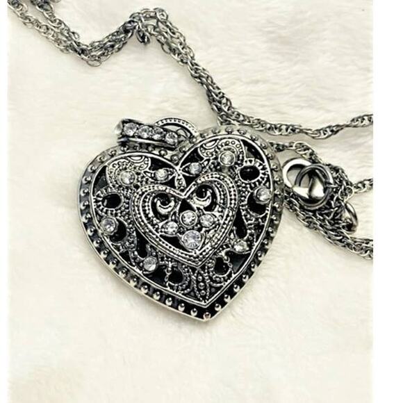 Vintage Silver Open Work Filigree Reversable Heart Pendant Necklace - Picture 3 of 5